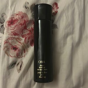 Oribe Royal Blowout Heat Styling Spray